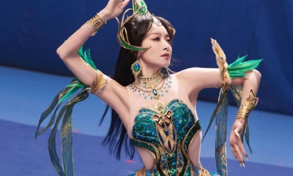 和平精英神装辉羽雀灵初翊 宋茜拍摄花絮视频