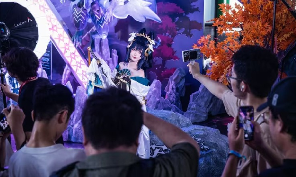 辉烬2025 ChinaJoy第三日现场公布 玩家互动火热