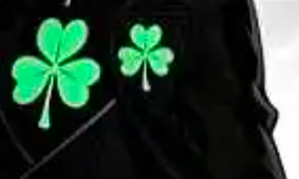 黑色四叶草魔法帝之道三叶草勋章怎么获得