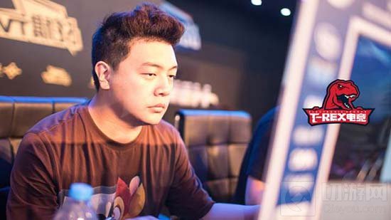 电竞新锐T-REX签约小苍、JY等知名解说