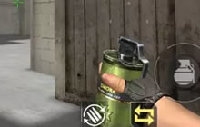 CF手游烟雾弹使用技巧及实际战略意义分析