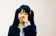 萌萌哒元气少女Lunar都是怎样玩球球大作战