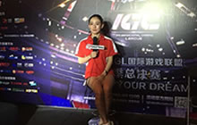 皇室战争黄晋萱IGL首秀 与电竞达人Alex同台竞技