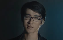 从腼腆的大男孩秋日 到身价千万的炉石主播