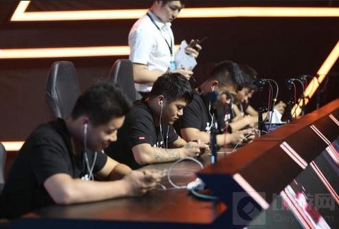 CF手游战队联盟成立 移动电竞发展再入高峰