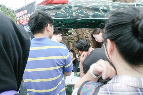 全民枪战百万招聘首席创造官 10分钟变百万富翁