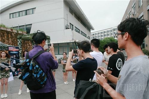 全民枪战百万招聘首席创造官 10分钟变百万富翁