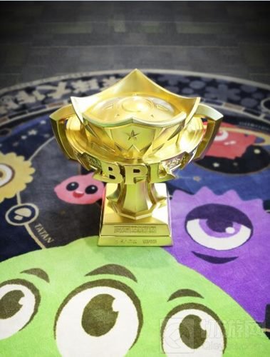 球球大作战BPL奖杯锻造历程 谁能捧走最高荣耀