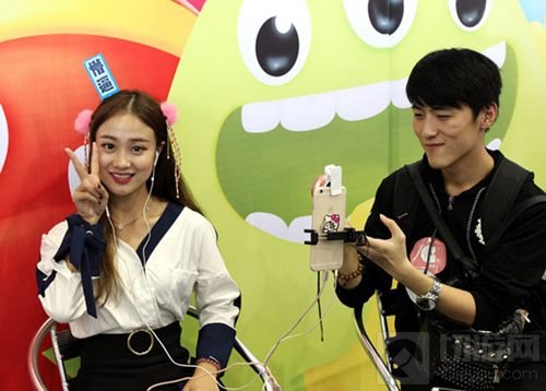 再登央视新闻 球球大作战金鹰电竞体育盛典