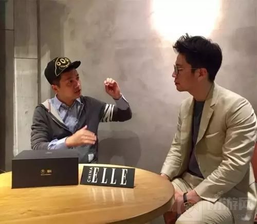 球球大作战第二款黑金礼盒的合作品牌是ELLE吗