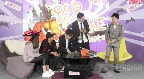 万圣节将来 王祖蓝再次来到球球大作战陪你过佳节