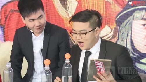 万圣节将来 王祖蓝再次来到球球大作战陪你过佳节