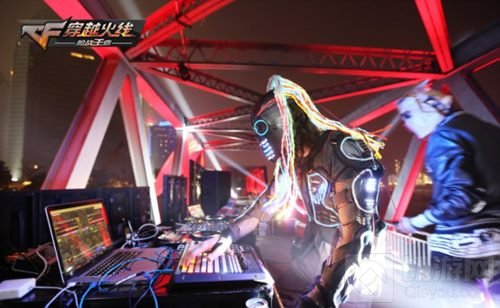 CF手游楼兰古墓惊现欢乐谷 万圣节你敢来鬼混吗