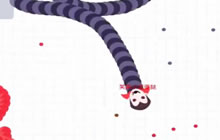 贪吃蛇大作战惊现8万4千米 吸血鬼陪你过万圣节