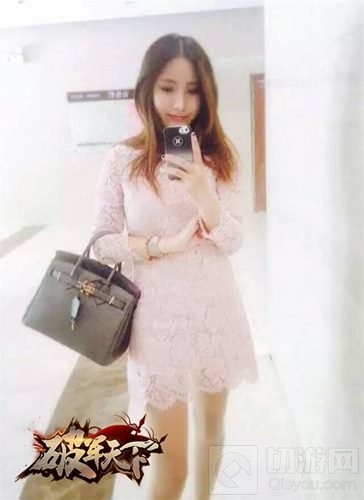 成王荆棘路观玫瑰盛放 破军天下美女大波来袭