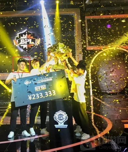 球球大作战携手New Era 神秘波拉哩之冠初亮相