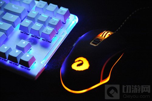 UCG2016东区决赛剑拔弩张 大酒神重返浙大助威