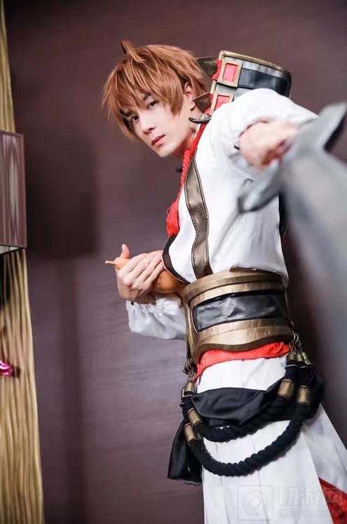 王者荣耀万圣节出现新CP 虞姬李白恩爱COS