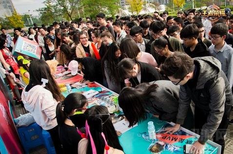 王者荣耀校园赛第四轮全回顾 对决燃烧青春