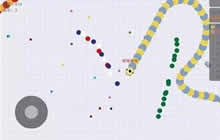 贪吃蛇大作战如何旋转 游戏中怎么原地打转