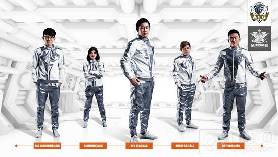 球球大作战战队太空服加身 最强勇士最终是谁