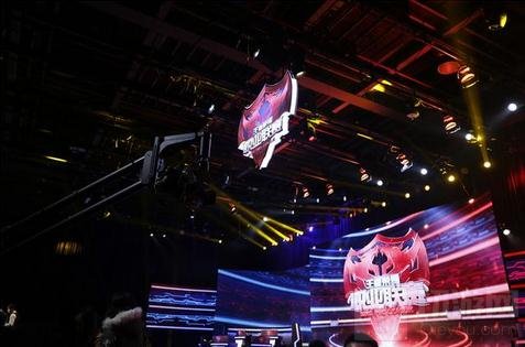 王者荣耀KPL季后赛第二位明星嘉宾颜如晶开腔