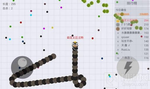 贪吃蛇大作战新手战术分享 新手发育要点解析