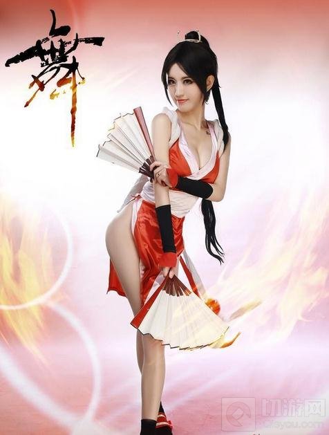 王者荣耀不知火舞喷血COS 最强肉感不知火舞