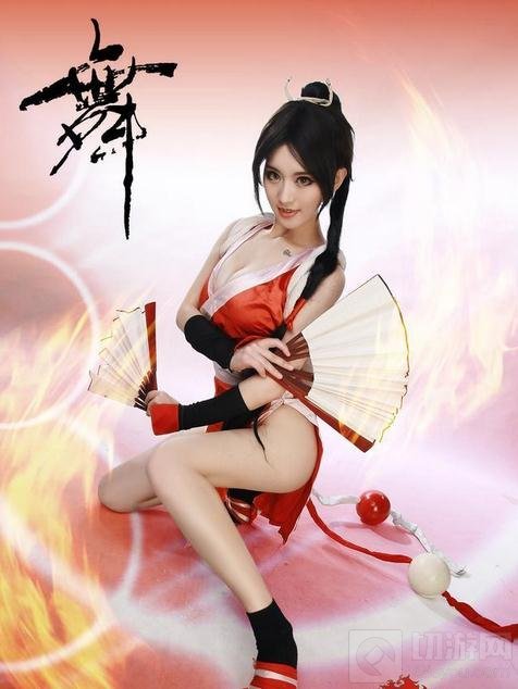 王者荣耀不知火舞喷血COS 最强肉感不知火舞