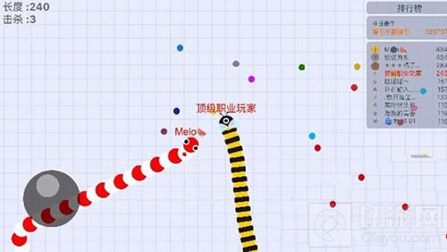 贪吃蛇大作战自我保护技巧分享 保护机器解析