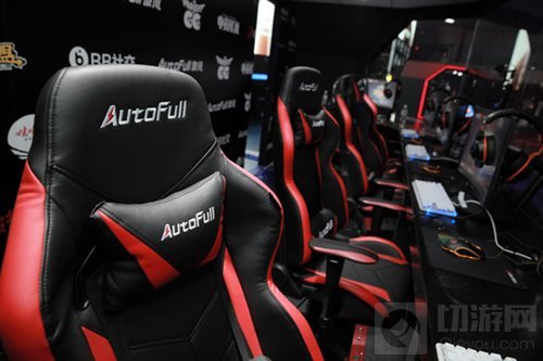 UCG总决赛掀高校电竞热 商业潜力多方位展现