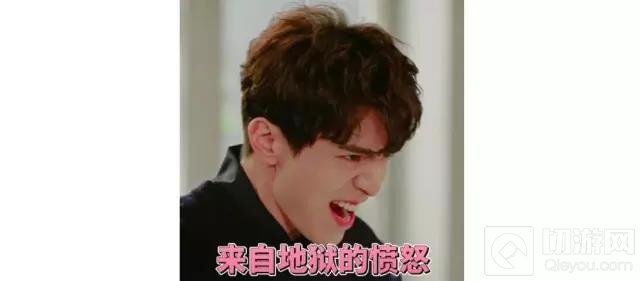 因为贪吃蛇大作战团战 我差点砸了心爱的手机