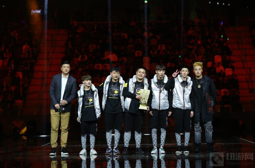 球球大作战双冠王Joker专访：球球不老 我们不老