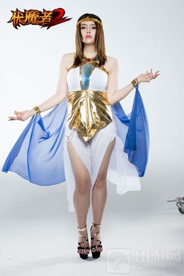 三大性感女神代言 伏魔者2海报拍摄花絮曝光