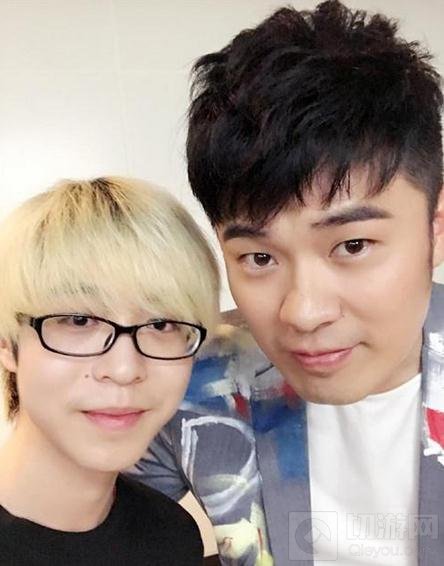 王者荣耀主播嗨氏获金浪奖 万千迷妹戏称最浪