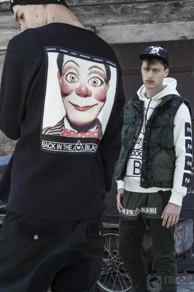 球球大作战联手Devil Nut为全球球宝打造潮流卫衣