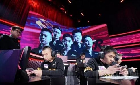 专访AG超玩会与sViper 杰斯转会三方受益