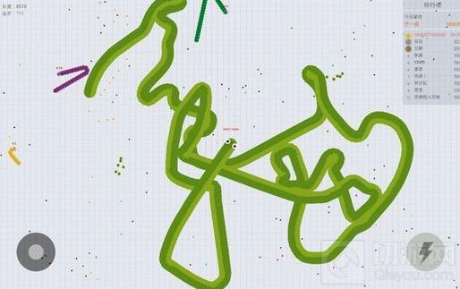 贪吃蛇大作战满屏大蛇怎么办 小蛇生存技巧