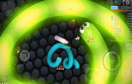 贪吃蛇大作战和虫虫大作战哪个好玩问题解析