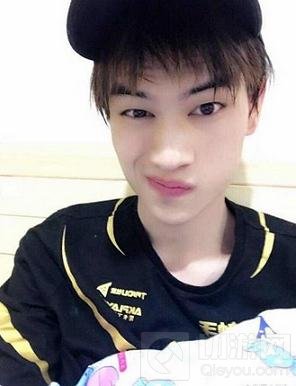 王者荣耀KPL射手之魂eStar小渝引领射手时代