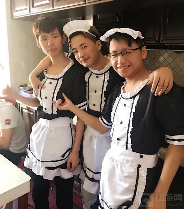 王者荣耀仙阁全队女装亮相 辰鬼女装依旧MAN