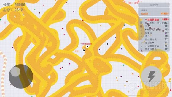 贪吃蛇大作战前期怎么猥琐发育 初期发育技巧