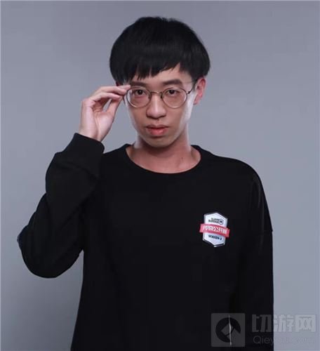 老牌选手帽子专访：皇室战争CLO S2的帽子戏法