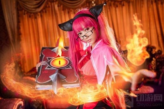 王者荣耀安琪拉cosplay 粉红小萝莉安琪拉