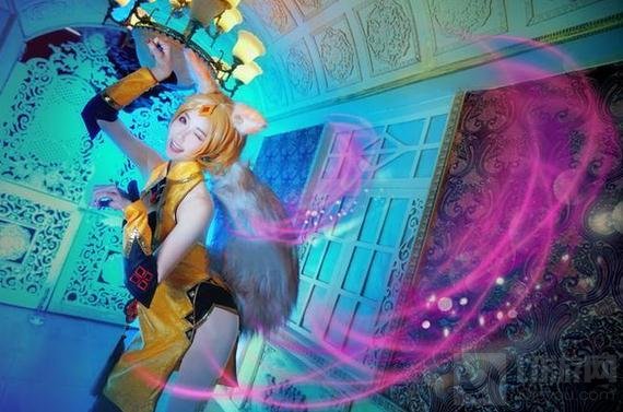 王者荣耀妲己Cosplay分享 软萌妹子俘获你心