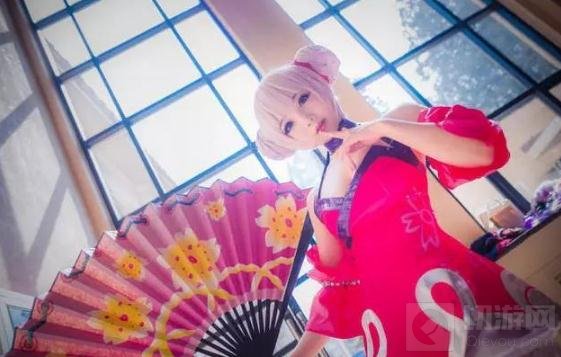 王者荣耀小乔绝美COS秀 萌妹小乔楚楚动人