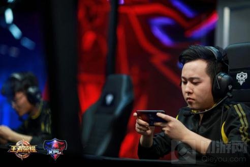 王者荣耀KPL第四周一周回顾 诸葛亮首取五杀