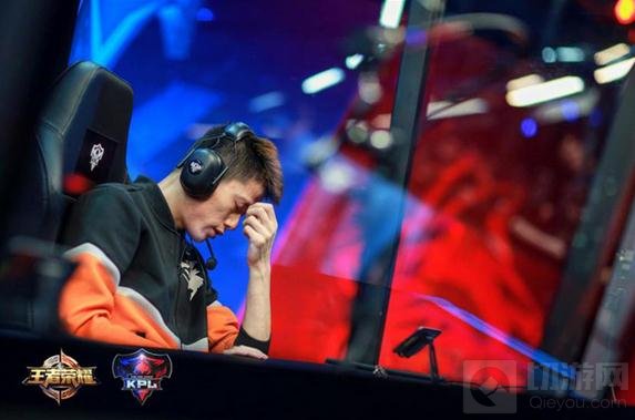 王者荣耀第五周赛事回顾 QGhappy获十一连胜