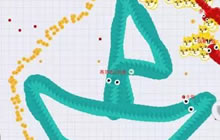 贪吃蛇大作战玩家蛇形写字秀 不为段位只为娱乐