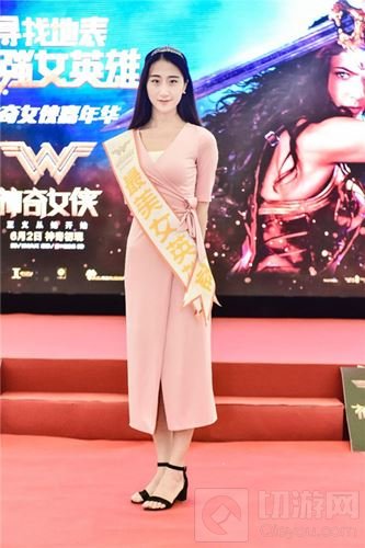 神奇女侠上映三日票房突破2.5亿,影游联动引关注